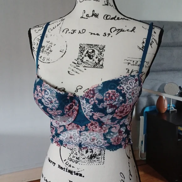 Floral padded wire bustier - Picture 2 of 5
